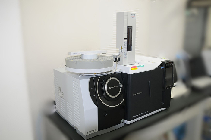 ガスクロマトグラフ質量分析計